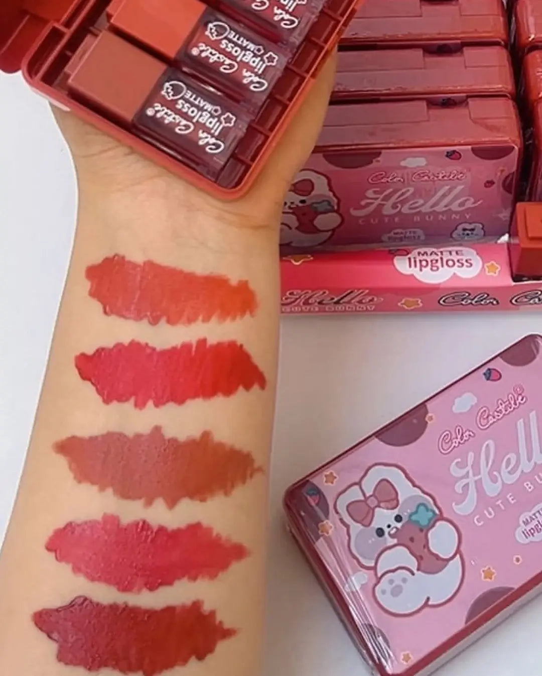 Color Castle Long-Lasting Lip Gloss – 5 Shades