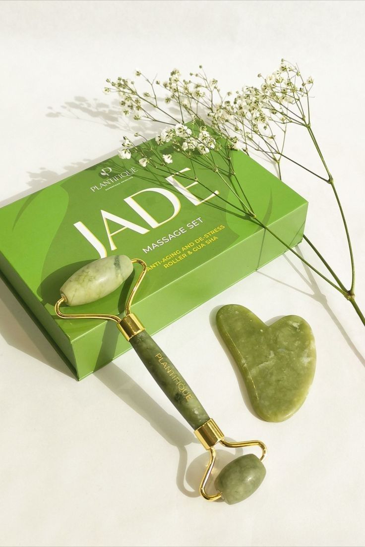 Jade Roller & Gua Sha Set for Face Eyes Body